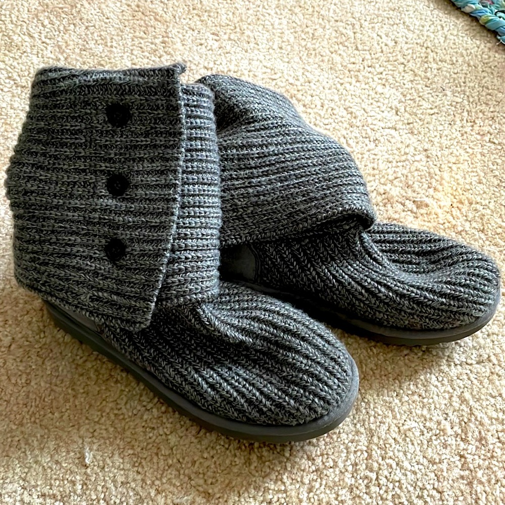 Ugg crocheted grey boots